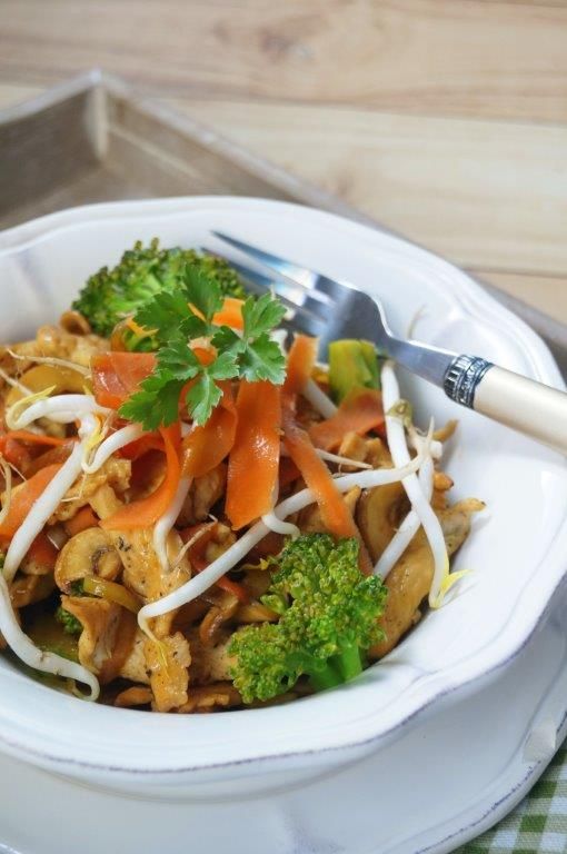 Stir fry z kurczakiem Stir fry z kurczakiem