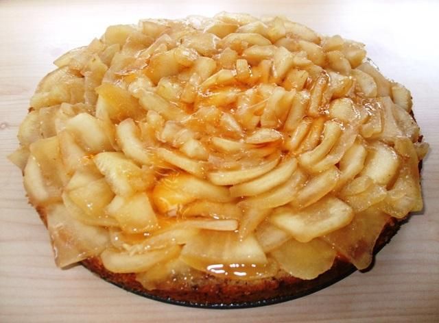 Stracciatella -  ciasto z gruszkami Stracciatella -  ciasto z gruszkami