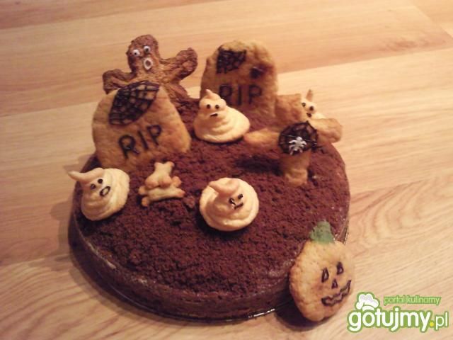 Straszny i nawiedzony kopiec