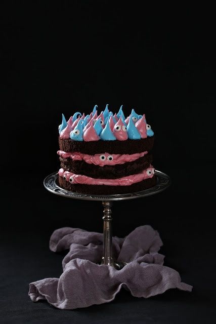 Straszny torcik z bezą włoską