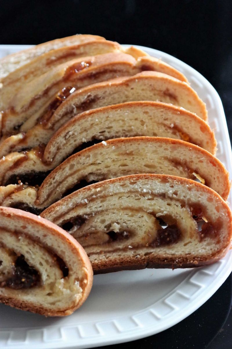 Strucla z dżemem figowym