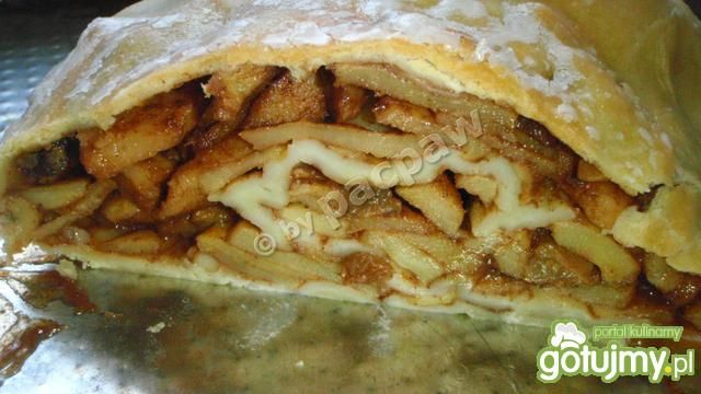 Strudel jabłkowy  Strudel jabłkowy