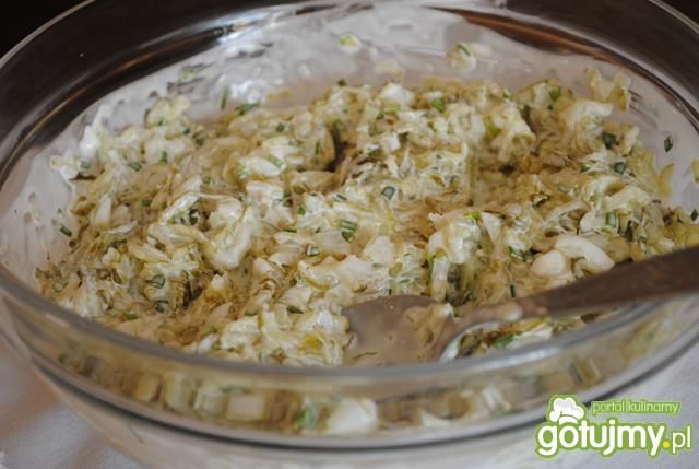 Surówka do obiadu z ogórków kiszonych. Surówka do obiadu z ogórków kiszonych.