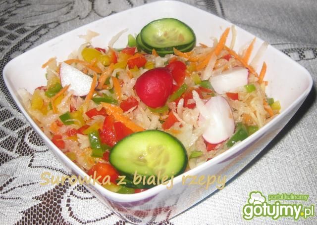 Surówka kolorowa z białej rzodkwi 2