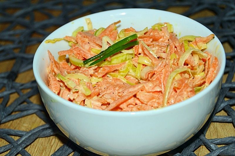 Surówka marchewka z porem  Surówka marchewka z porem