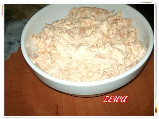 Surówka marchewkowo selerowa