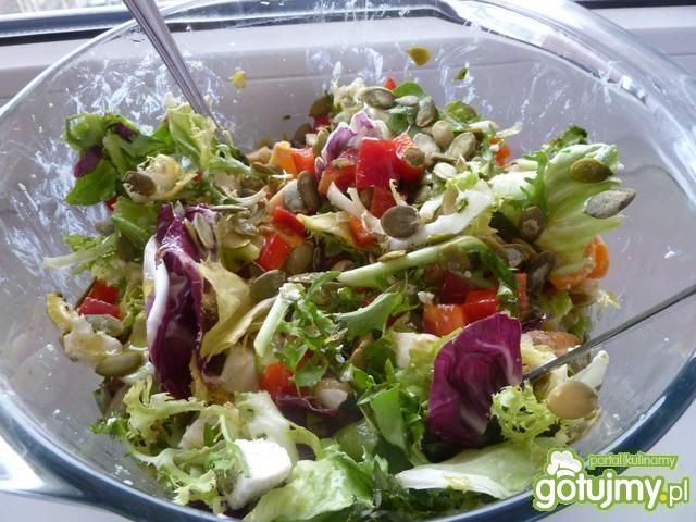 Surówka na słodko z fetą Surówka na słodko z fetą