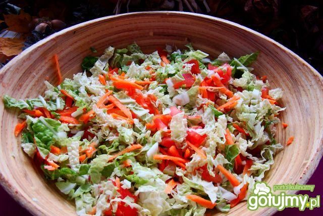 Surówka obiadowa czosnkowa Surówka obiadowa czosnkowa