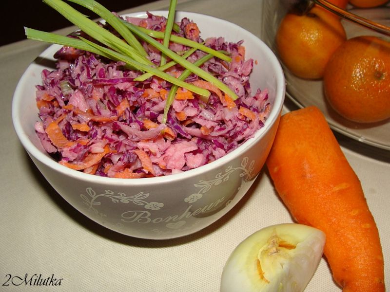 Surówka obiadowa z kapusty czerwonej Surówka obiadowa z kapusty czerwonej