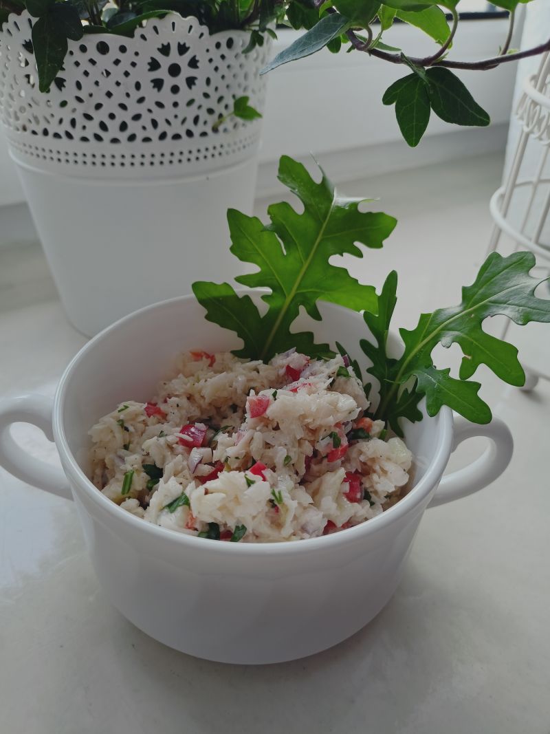 Surówka obiadowa z kapusty i paryki