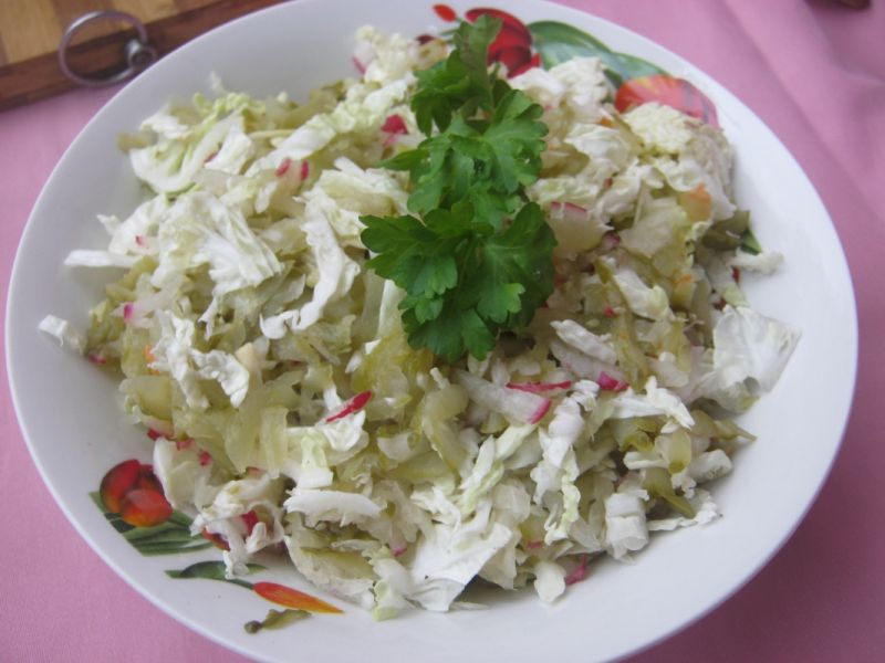 Surówka obiadowa z korniszonami II 