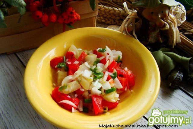 Surówka obiadowa z papryki marynowanej