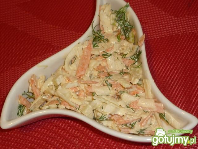 Surówka selerowa z koperkiem