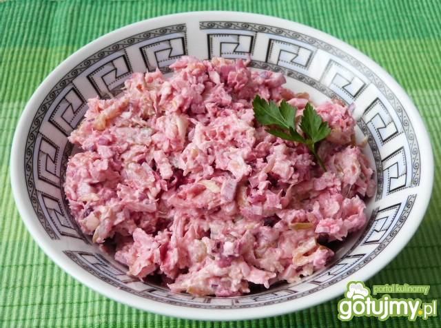 Surówka z białej kapusty z burakami Surówka z białej kapusty z burakami