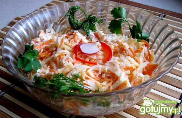 Surówka z białej rzodkwi z majonezem