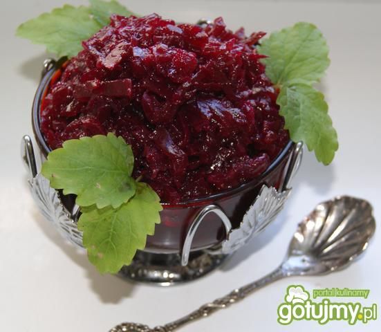 Surówka z buraczków orzechowa   Surówka z buraczków orzechowa