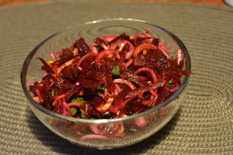 Surówka z buraka i pora