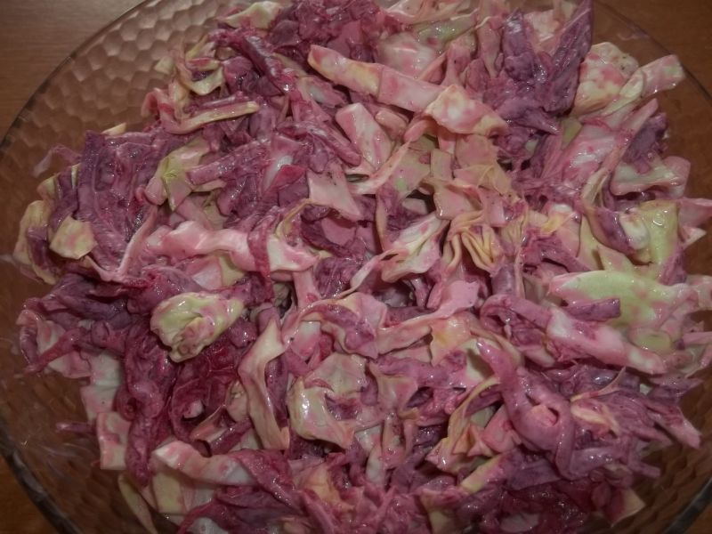 Surówka z buraków i kapusty
