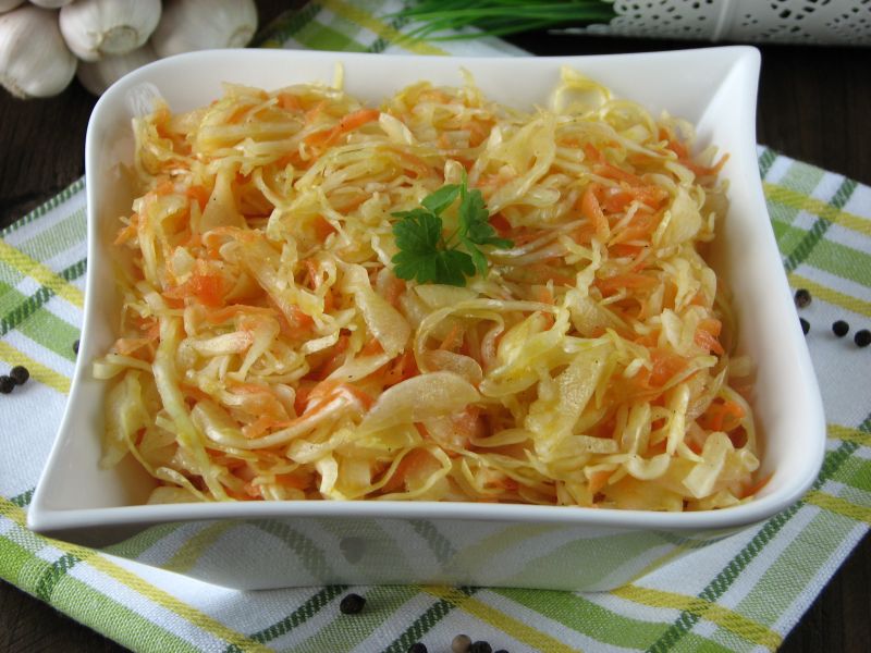 Surówka z chińską nutkę