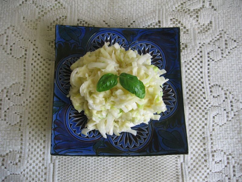 Surówka z cykorii i jabłka