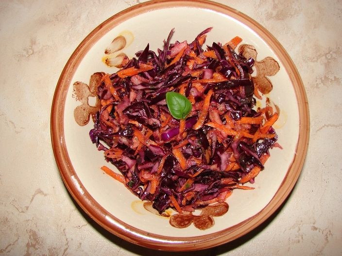 Surówka z czerwonej kapusty Surówka z czerwonej kapusty