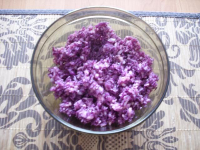 Surówka z czerwonej kapusty