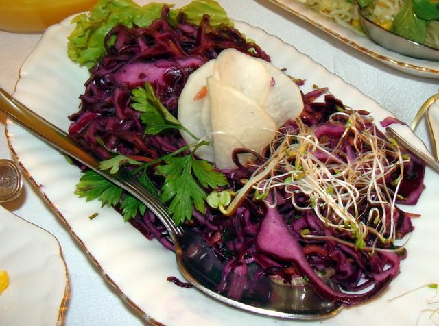 Surówka z czerwonej kapusty Surówka z czerwonej kapusty