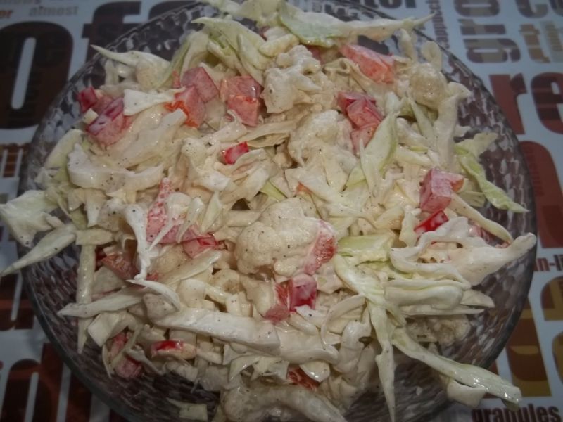 Surówka z dodatkiem kalafiora