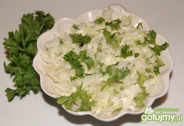 Surówka z jabłka i kapusty pekińskiej 