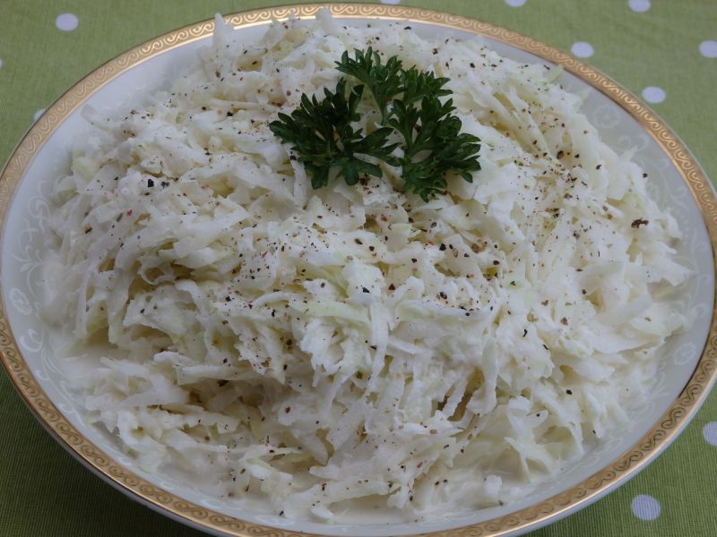 Surówka z kalarepki