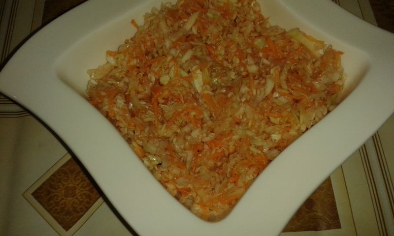 Surówka z kapusty i kalarepy