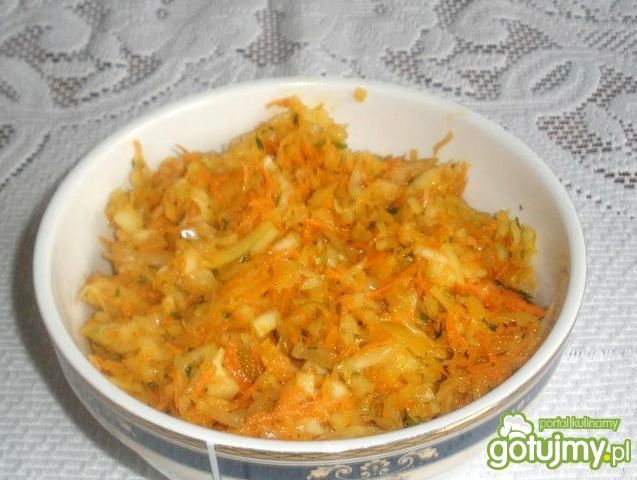 Surówka z kapusty kiszonej Surówka z kapusty kiszonej