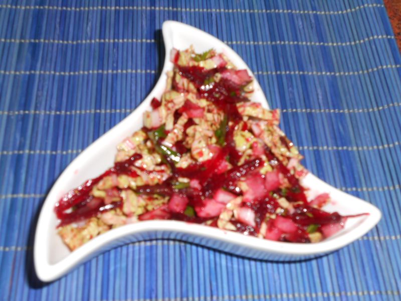 Surówka z kapusty pekińskiej z buraczkiem