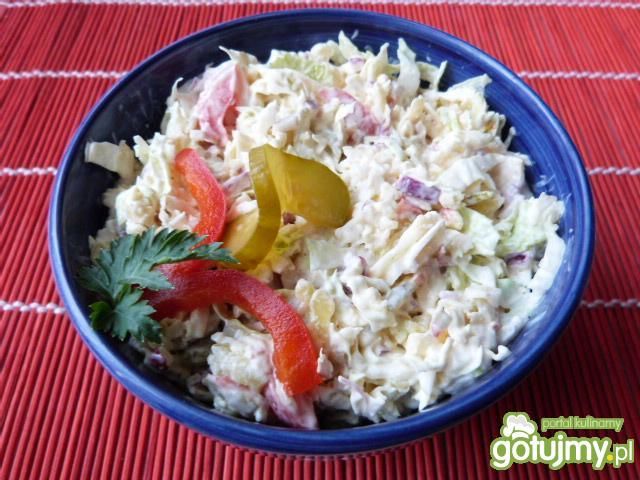 Surówka z kapusty pekińskiej z curry Surówka z kapusty pekińskiej z curry