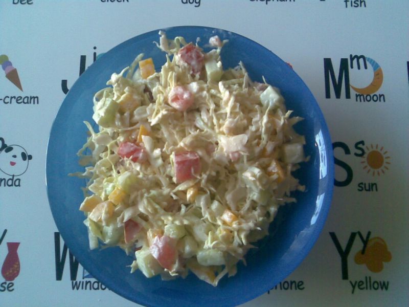 Surówka z kapusty włoskiej Surówka z kapusty włoskiej