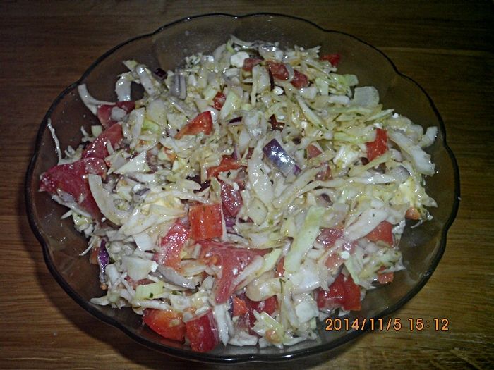 Surówka z kapusty z serem feta Surówka z kapusty z serem feta