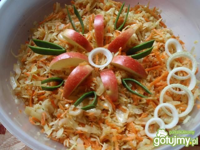 Surówka z kiszonej kapusty 2.