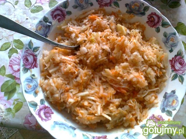 Surówka z kiszonej kapusty Surówka z kiszonej kapusty