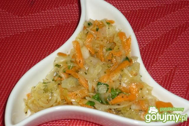 Surówka z kiszonej kapusty z ogórkiem 2 Surówka z kiszonej kapusty z ogórkiem 2