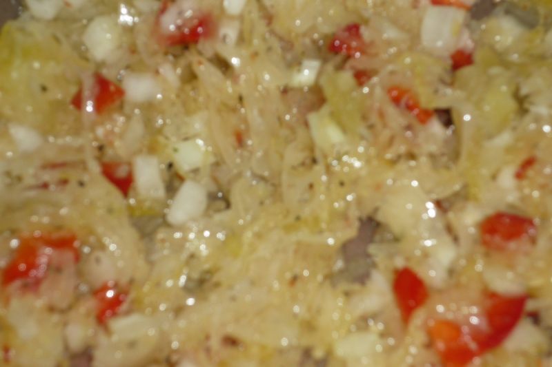 Surówka z kiszonej kapusty z papryką Surówka z kiszonej kapusty z papryką