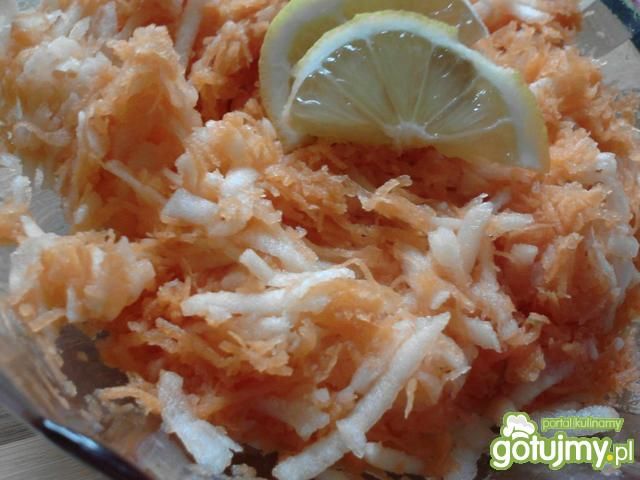 Surówka z marchewki i jabłka Zub3r'a