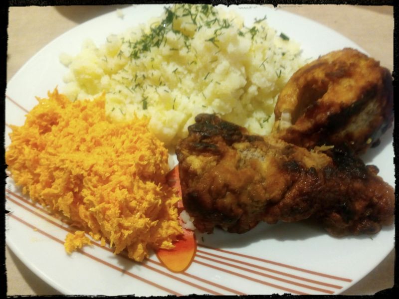 Surówka z marchewki z chrzanem Surówka z marchewki z chrzanem