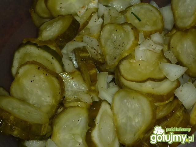 Surówka z ogórka małosolnego Surówka z ogórka małosolnego