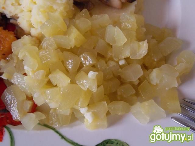 Surówka z ogórków kiszonych 3