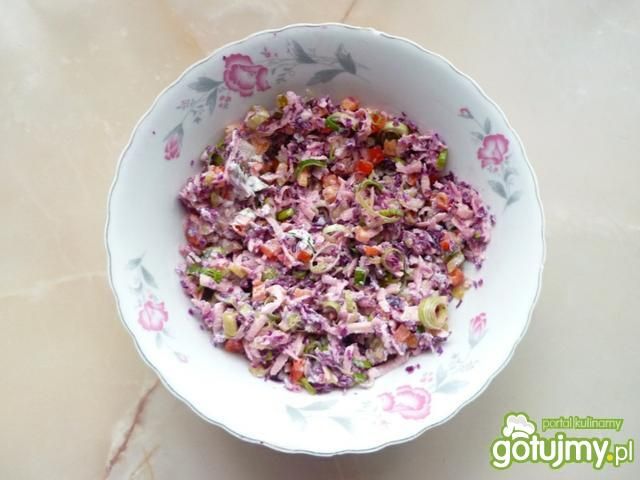 Surówka z papryki, kapusty i pora Surówka z papryki, kapusty i pora