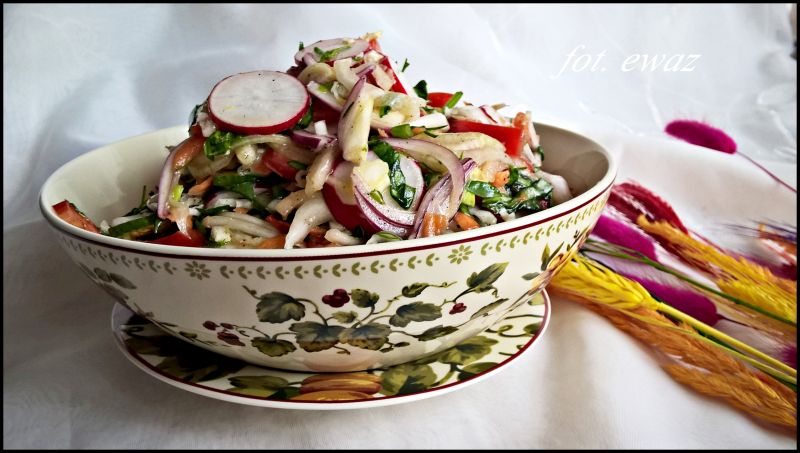 Surówka z pekinki na kolorowo