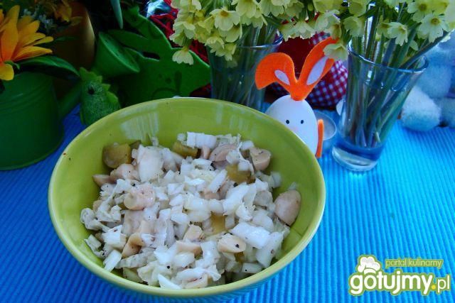 Surówka z pieczarek marynowanych 
