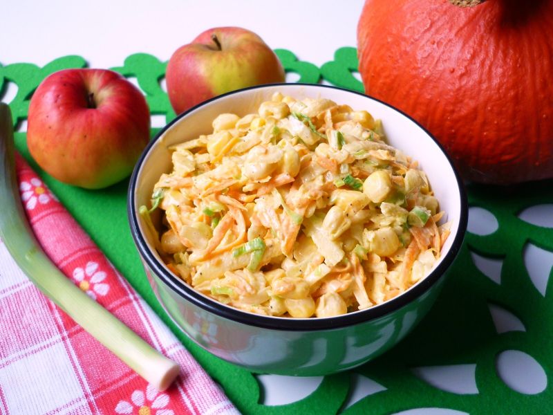 Surówka z pora, dyni i kukurydzy