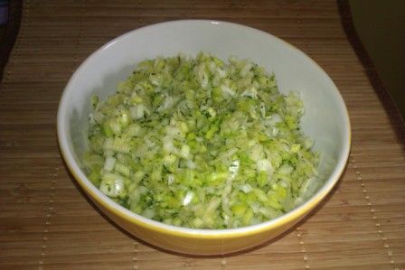 Surówka z pora i jabłka