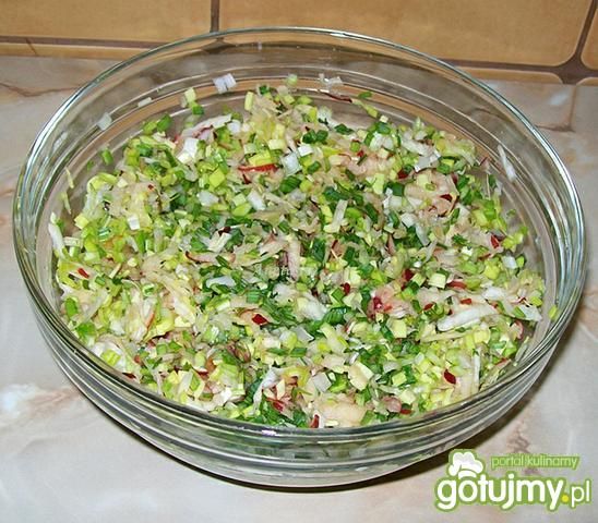 Surówka z porów, jabłek i selera Surówka z porów, jabłek i selera